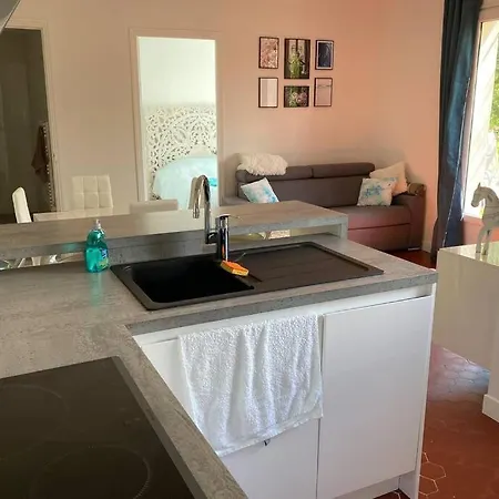 Petite Maison De Charme - Le Jardin Secret D'alice *