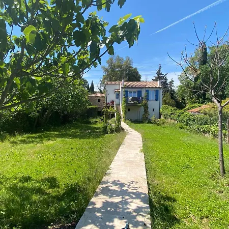 بيت للعطل Petite Maison De Charme - Le Jardin Secret D'alice