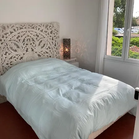Petite Maison De Charme - Le Jardin Secret D'alice 펜션 로크부른수르알젠스