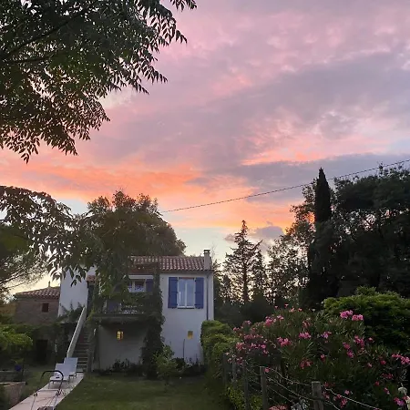 Petite Maison De Charme - Le Jardin Secret D'alice روكبرون-سور-أرجينس